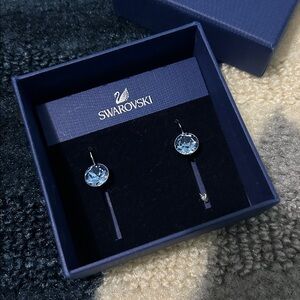 New Swarovski Stunning Blue Earrings